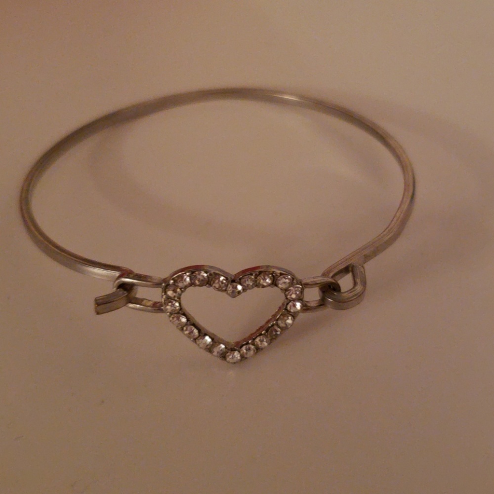 Heart bracelet